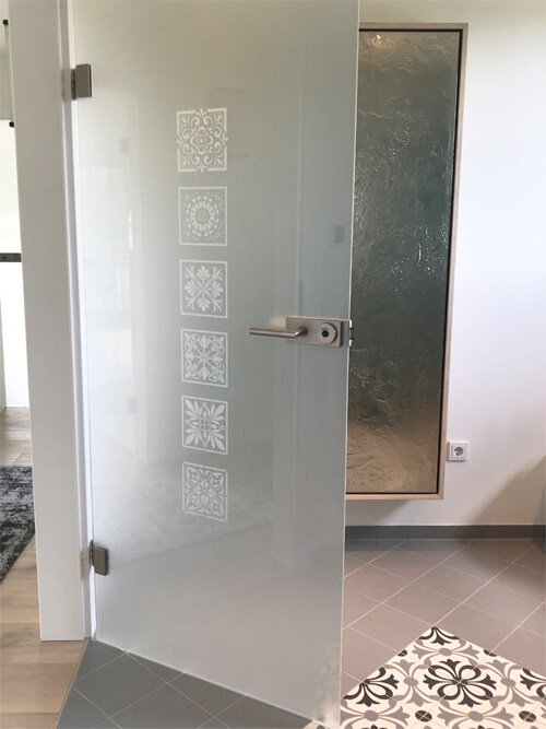 Glastüren modern