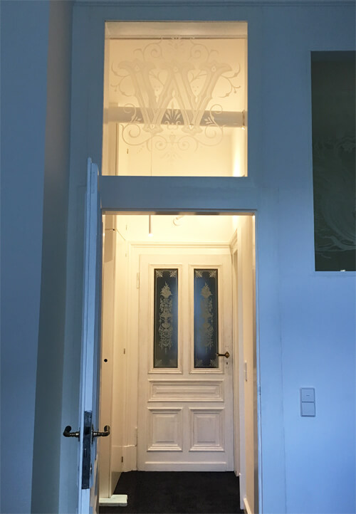 famileienwappen auf glas