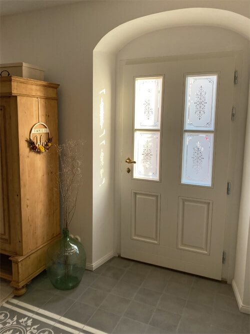 Haustüren mit Glaseinsatz — Beispiel 1
