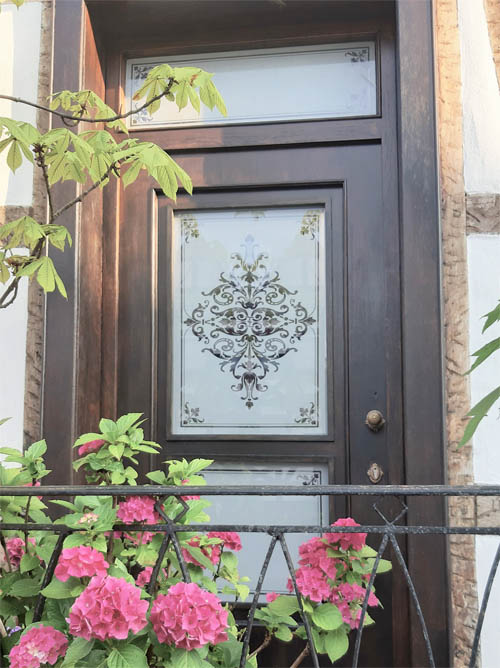 Haustüren mit Glaseinsatz — Beispiel 11